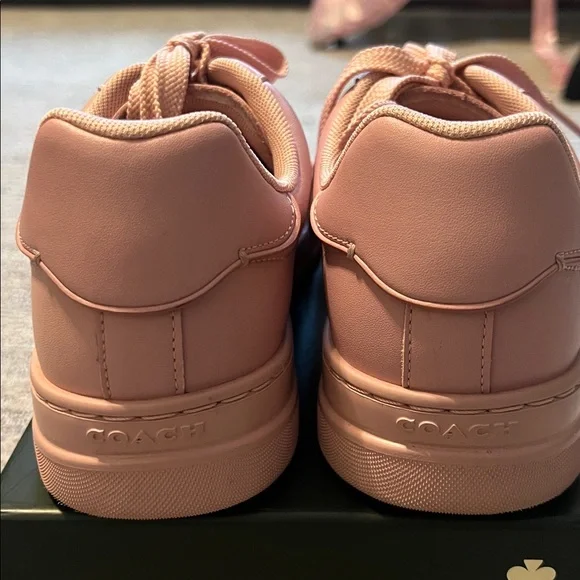 EXCELLENT CONDITION, COACH HIGH LINE SNEAKER
DUSTY ROSE COLOR SIZE 7.5 - Picture 8 of 8